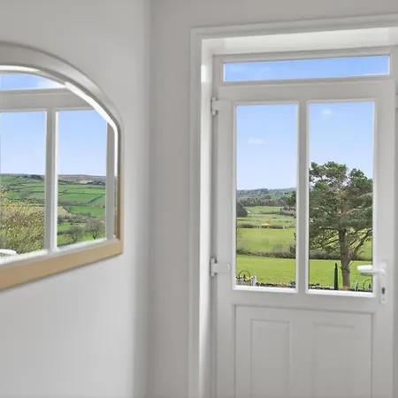 4 Bed In Whitby Oc-wa965 * Lealholm